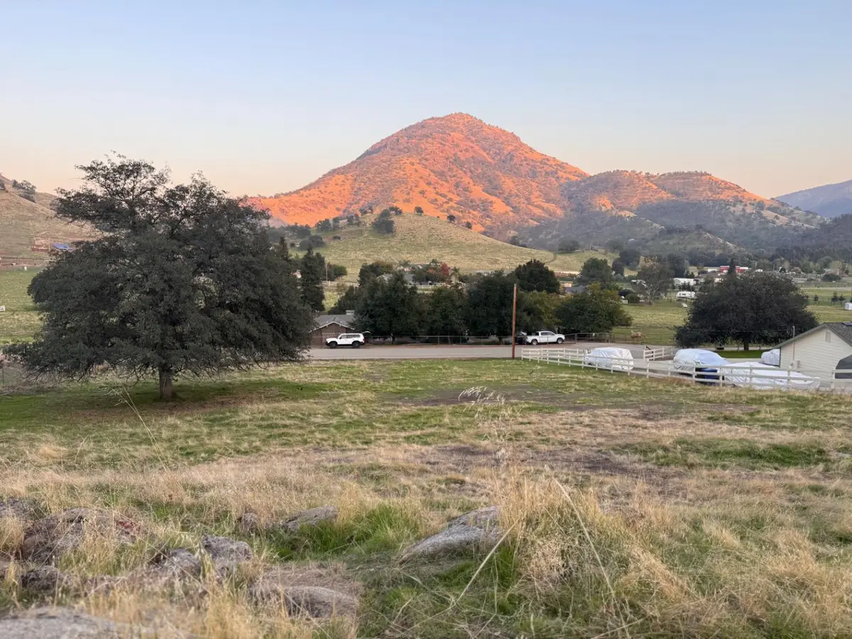 123 Big Oak Rd, Sanger, CA 93657 - Image #1