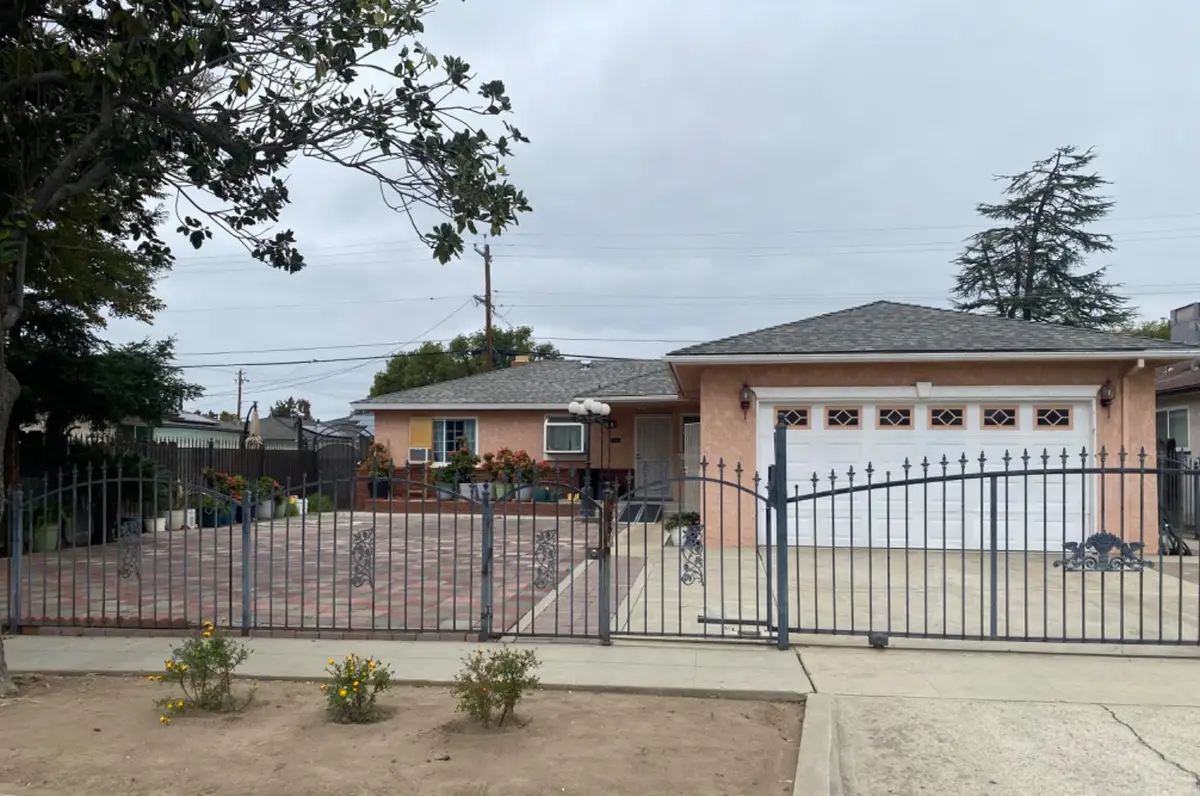 3413 E Ashlan Avenue, Fresno, CA 93726 - Image #1