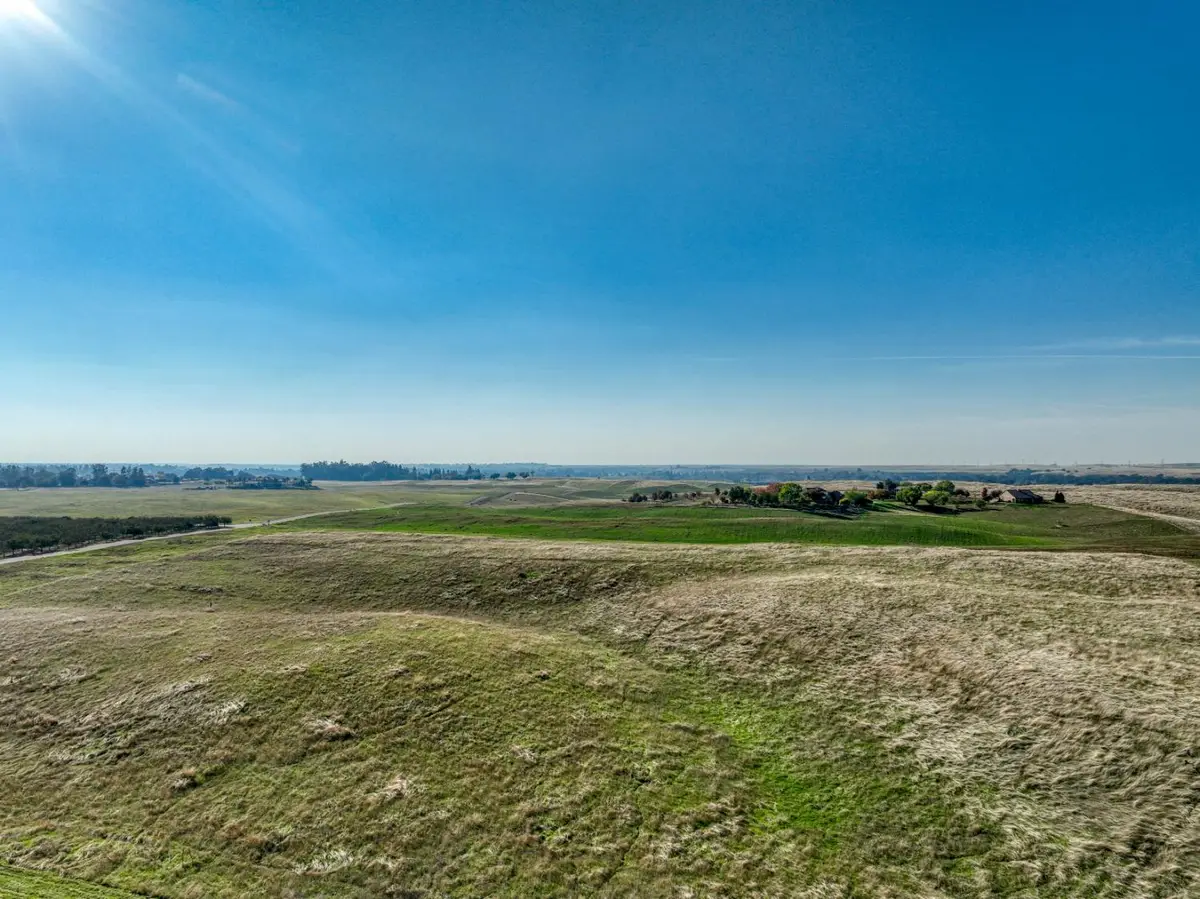 12897 Auberry Road, Clovis, CA 93619 - Image #1