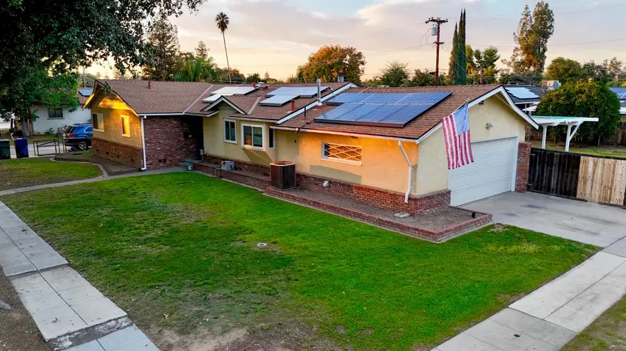 906 W. Ashcroft, Fresno, CA 93705 - Image #2