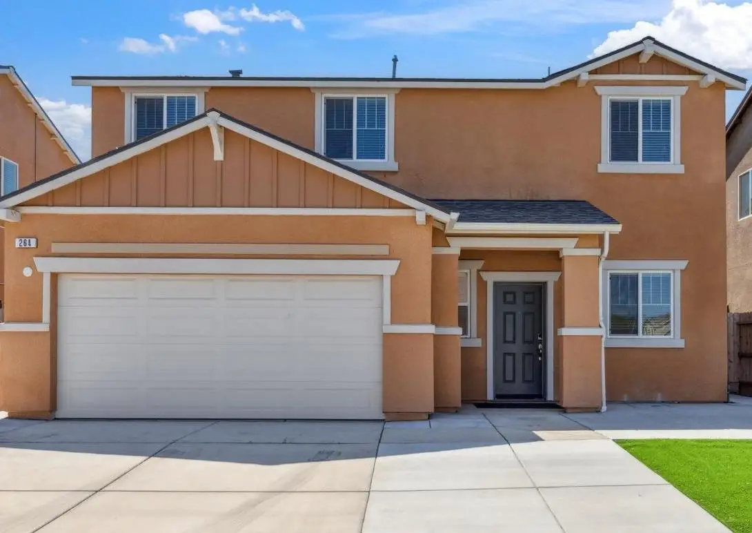 264 Rosebriar Street, Madera, CA 93638 - Image #1