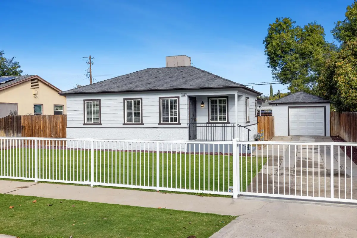 3617 E Hammond Avenue, Fresno, CA 93703 - #1