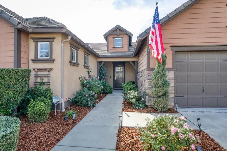3082 Robinwood Avenue, Clovis, CA 93619 - Image #3