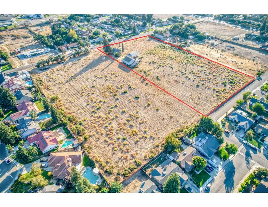 2426 Almond Avenue, Sanger, CA 93657 - Image #2