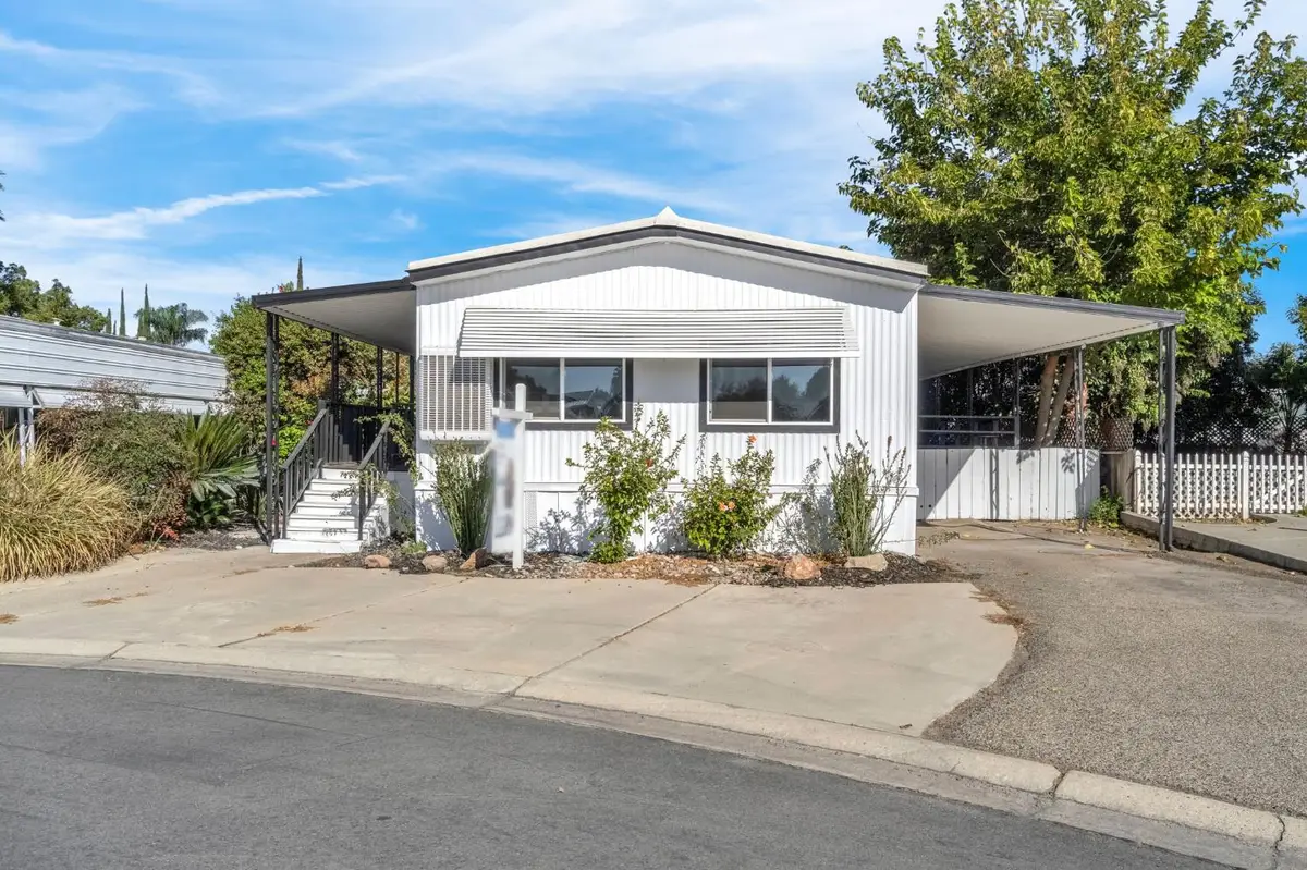 1218 E Cleveland Avenue #153, Madera, CA 93638 - Image #1