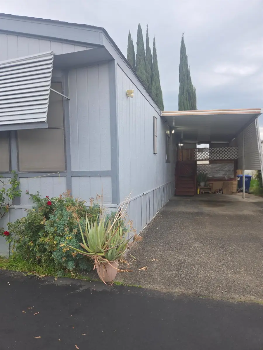 2110 Helm Avenue #19, Clovis, CA 93612 - Image #2