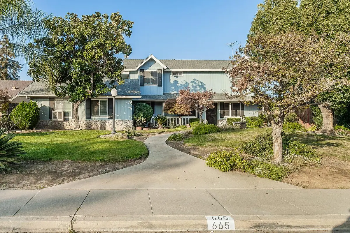 665 Ramblewood Court, Dinuba, CA 93618 - Image #1