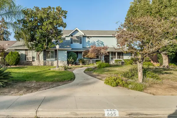 665 Ramblewood Court, Dinuba, CA 93618