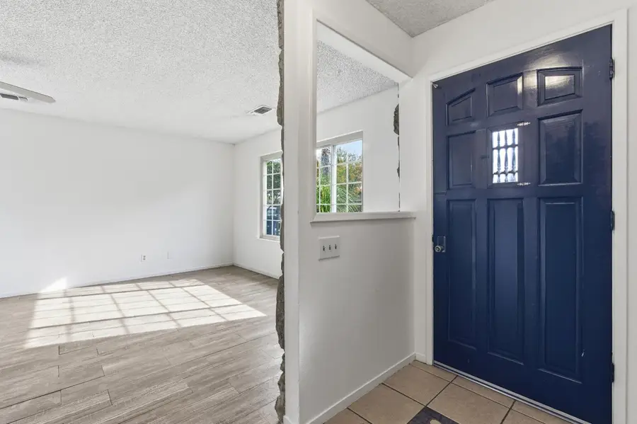 2432 Hicks Street, Selma, CA 93662 - Image #3