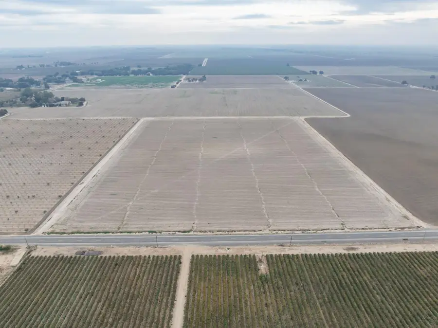 22311 Grangeville Boulevard, Lemoore, CA 93245 - Image #2