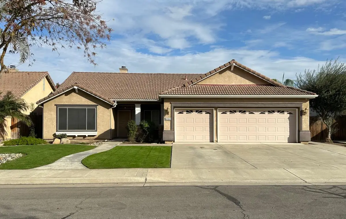 2743 Zion Way, Hanford, CA 93230 - #1