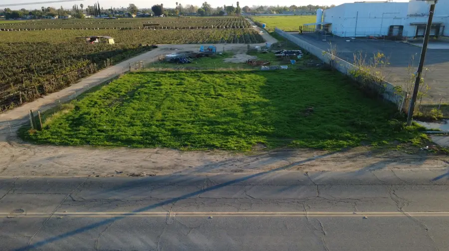 251 W Church Avenue, Fresno, CA 93706 - Image #2