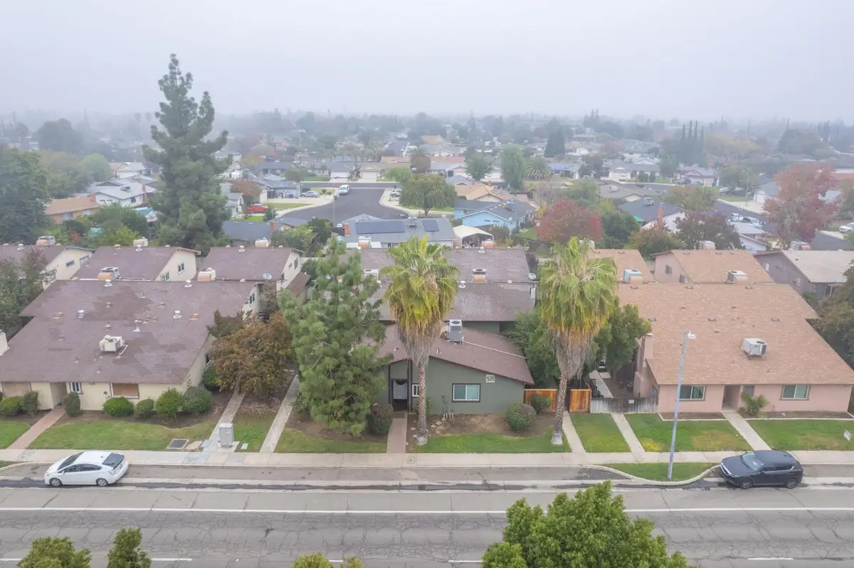 521 W Ashlan, Clovis, CA 93612 - Image #1