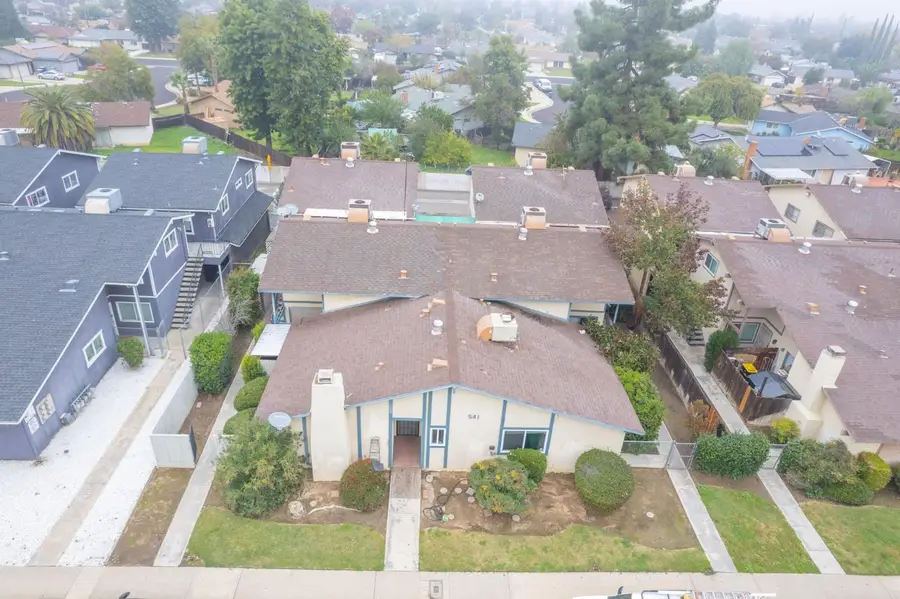 541 W Ashlan, Clovis, CA 93612 - Image #2