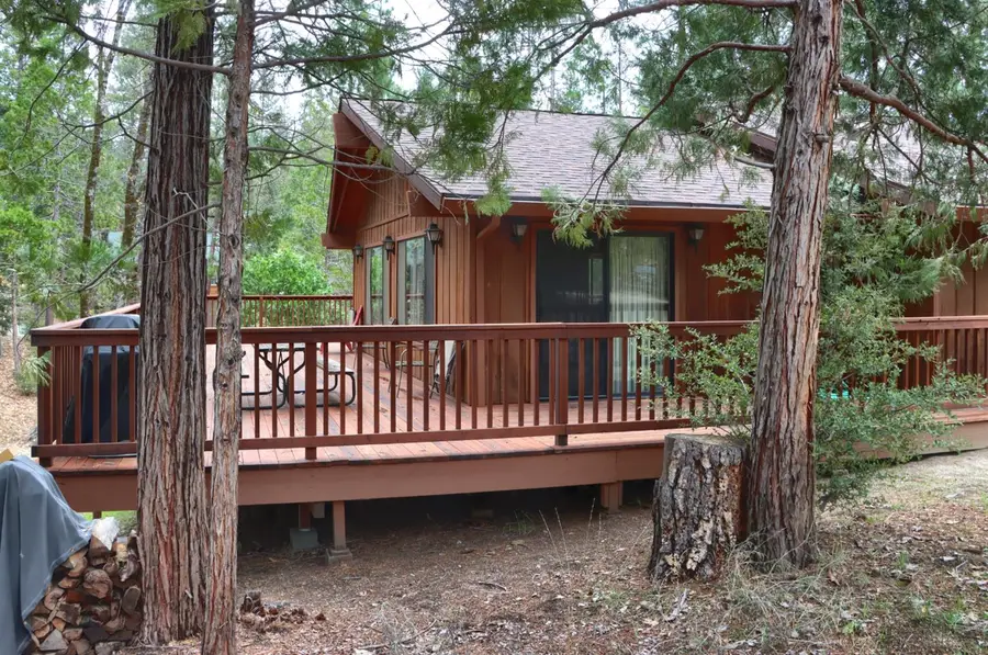 8041 Chilnualna Falls, Wawona, CA 95389 - Image #2