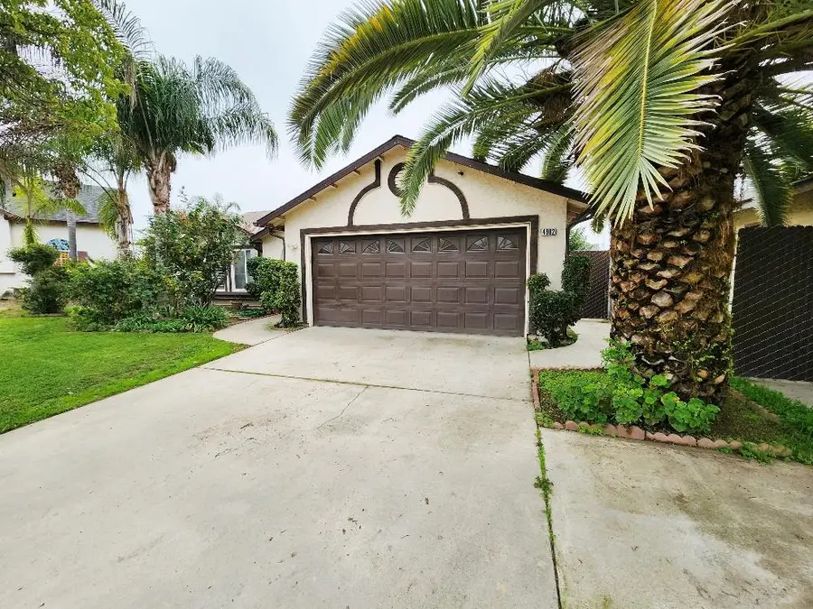 4902 E Eugenia Avenue, Fresno, CA 93725 - Image #3