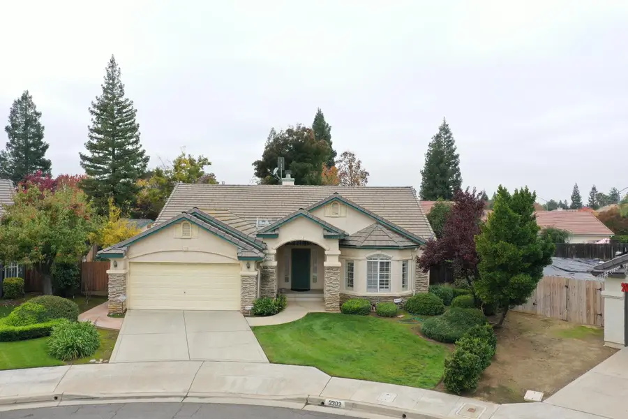 2302 E Rush Avenue, Fresno, CA 93730 - Image #3