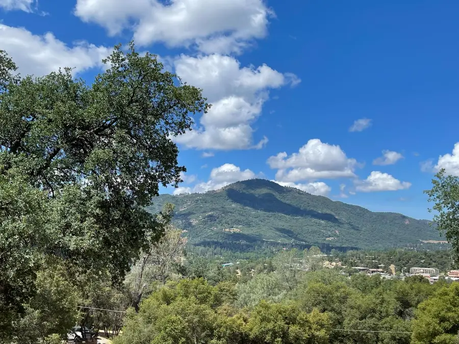 40733 Big Oak Flat Road N, Oakhurst, CA 93644 - Image #2