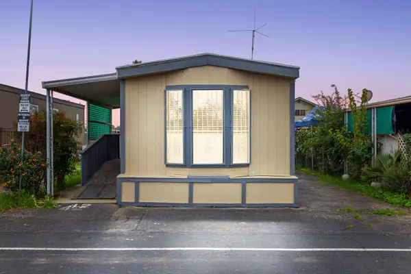 1719 W Olive Avenue #SP 42, Fresno, CA 93728