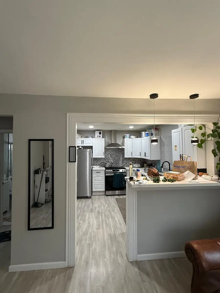 5203 W Mission Avenue, Fresno, CA 93722 - Image #2