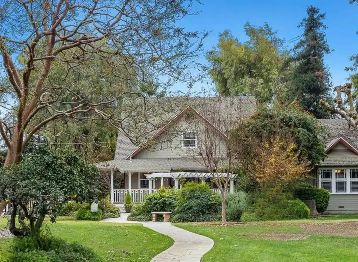 2444 Ashcroft Avenue, Clovis, CA 93611 - #1