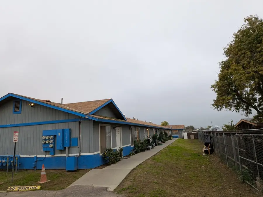 1017 N Crystal Avenue #1, Fresno, CA 93728 - Image #2