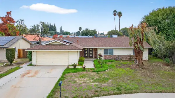 500 Friant Court, Bakersfield, CA 93309