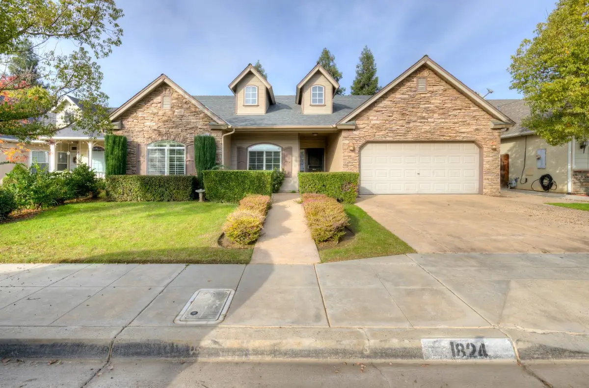 1824 E Turnberry Avenue, Fresno, CA 93730 - Image #1