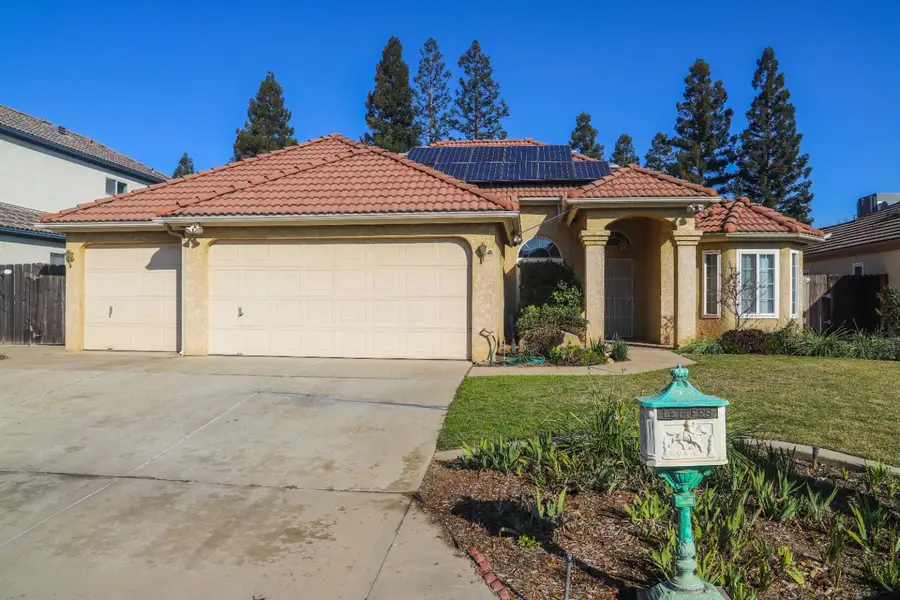 1340 E Omaha Avenue, Fresno, CA 93720 - #3