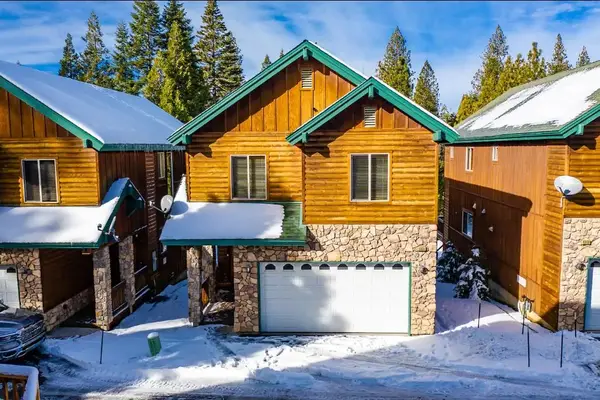 40836 Village Pass Lane, Shaver Lake, CA 93664