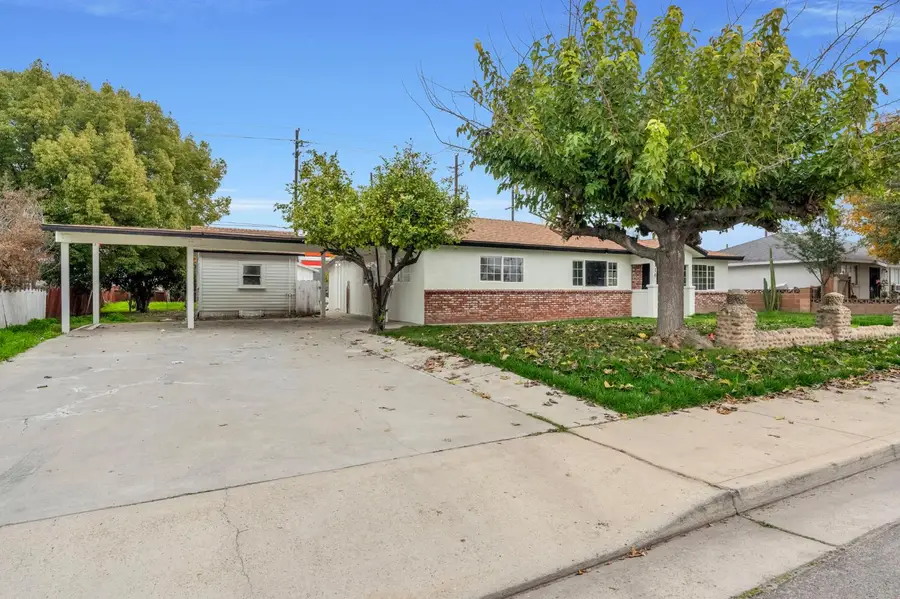2116 Sylvia Street, Selma, CA 93662 - Image #2