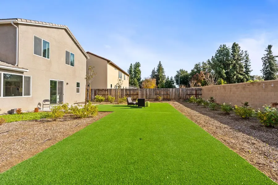 6701 E Providence Avenue, Fresno, CA 93727 - Image #3