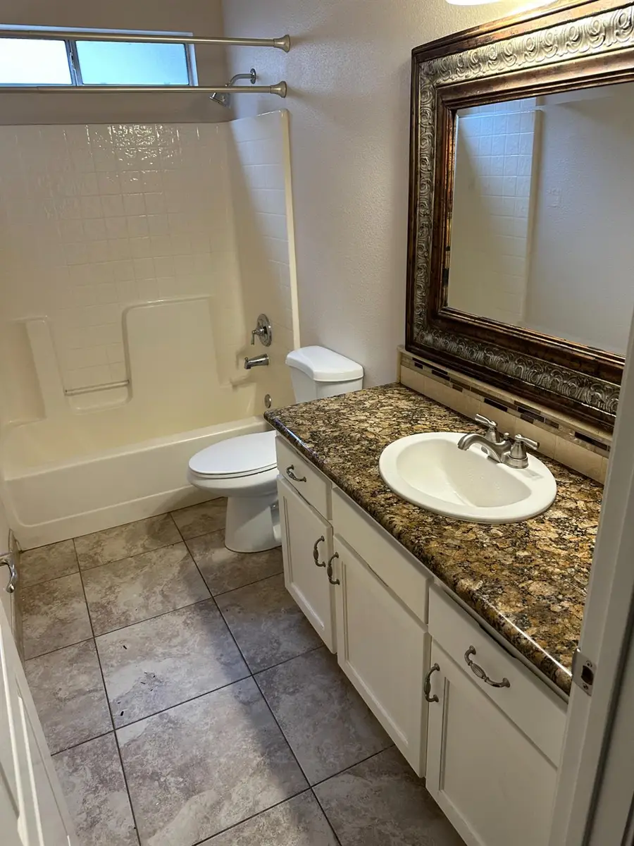 9929 N Price Avenue, Fresno, CA 93720 - Image #2