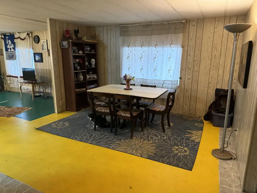 581 N Crawford Ave #41, Dinuba, CA 93618 - Image #3