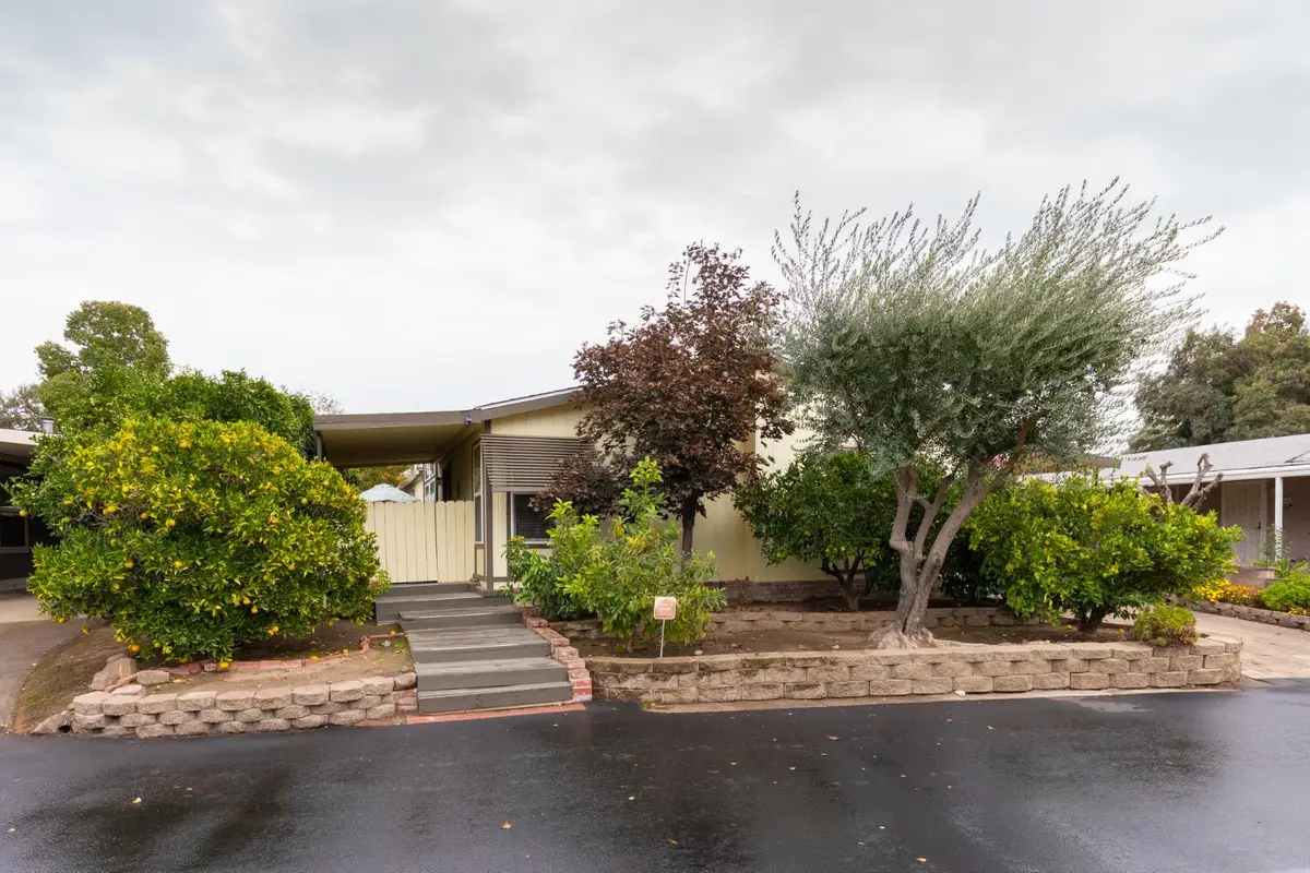 8701 Highway 41 #8, Fresno, CA 93720 - Image #1