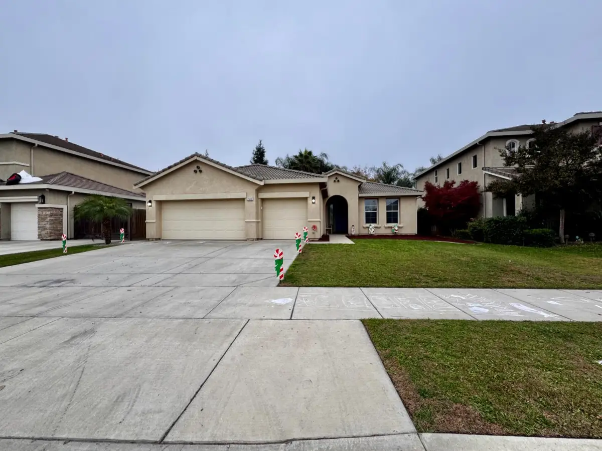2945 W Vine Street, Visalia, CA 93291 - Image #1