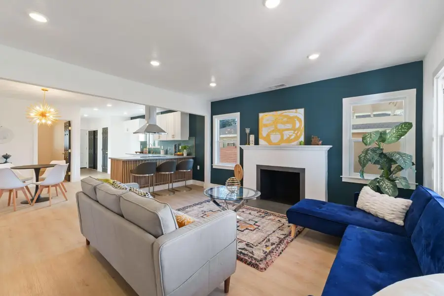 1576 N Safford Avenue, Fresno, CA 93728 - Image #2