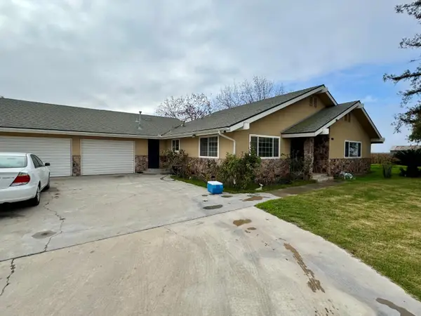 17617 W Belmont Avenue, Kerman, CA 93630