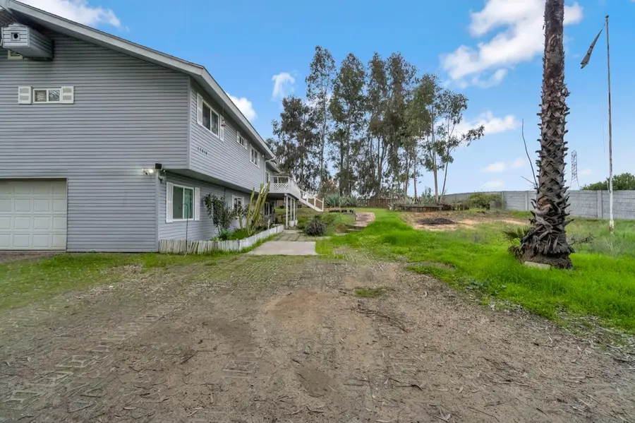 17810 Road 26, Madera, CA 93638 - #3