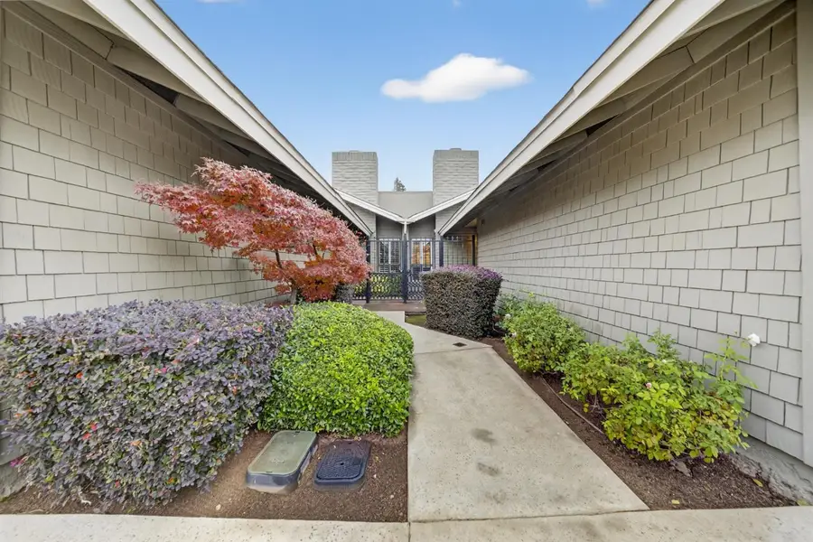 333 W Bullard Avenue #103, Fresno, CA 93704 - #3