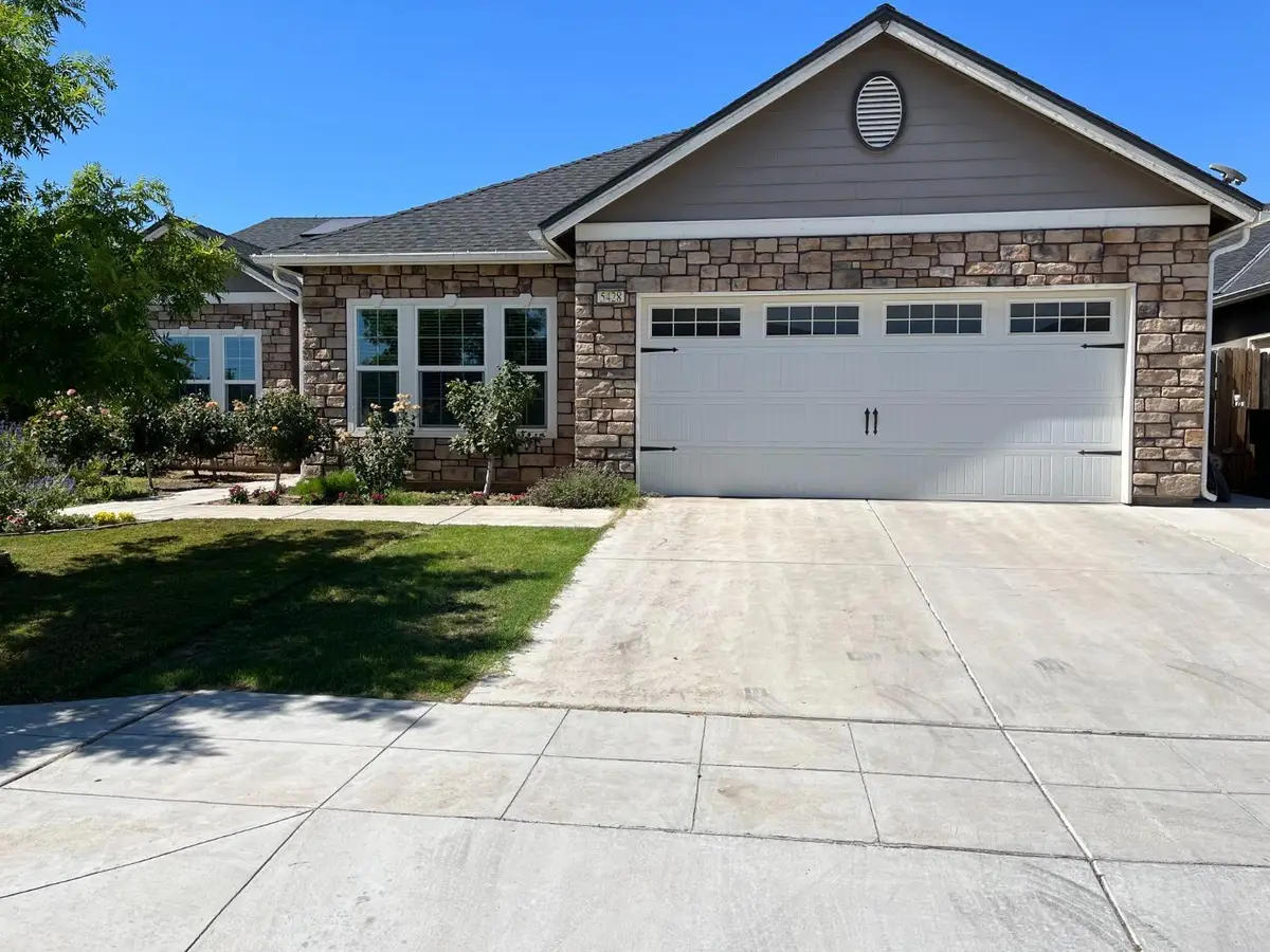 5428 W Brown Avenue, Fresno, CA 93722 - Image #1