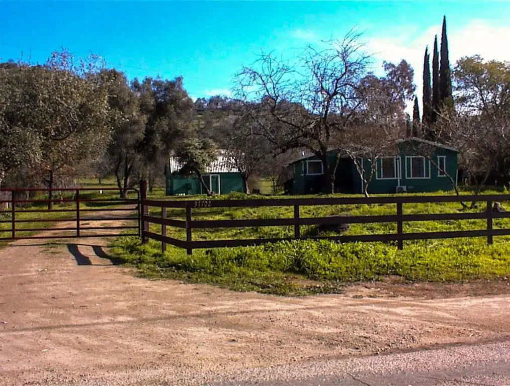 37702 Squaw Valley Road, Yokuts Valley, CA 93675 - #1
