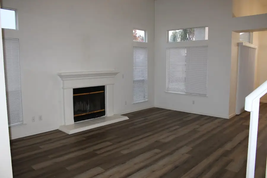 2233 E Christopher Drive, Fresno, CA 93720 - Image #3