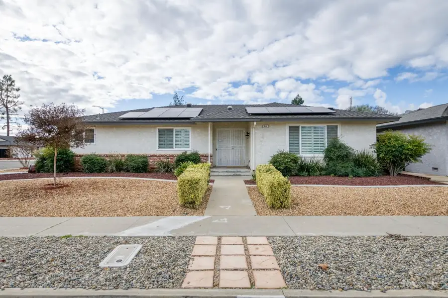 6561 N Jackson Avenue, Fresno, CA 93710 - Image #2