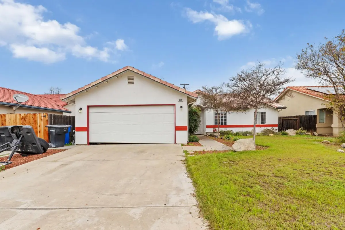 950 Cedarwood, Hanford, CA 93230 - Image #1