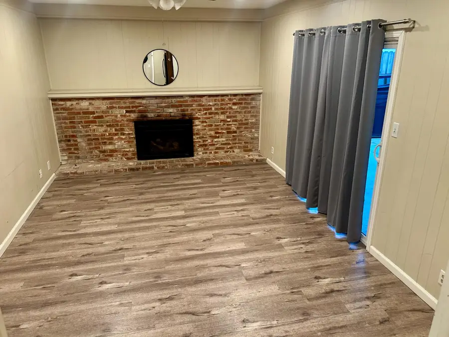 650 W Donner, Clovis, CA 93612 - Image #3