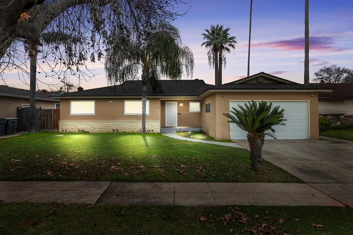 4466 N Meridian Avenue, Fresno, CA 93726 - Image #1