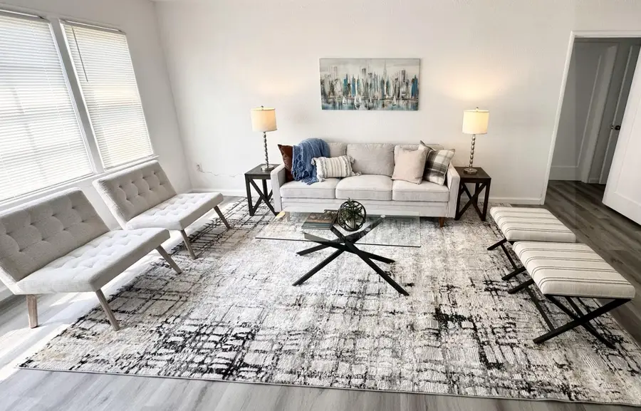 102 E Willamette Avenue, Fresno, CA 93706 - Image #3