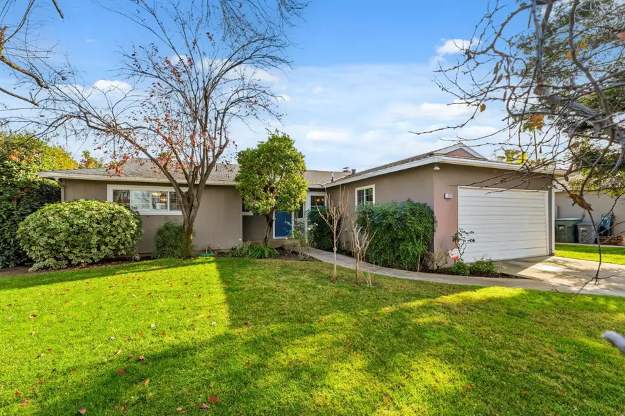 1203 Bundy Avenue, Clovis, CA 93611 - Image #2