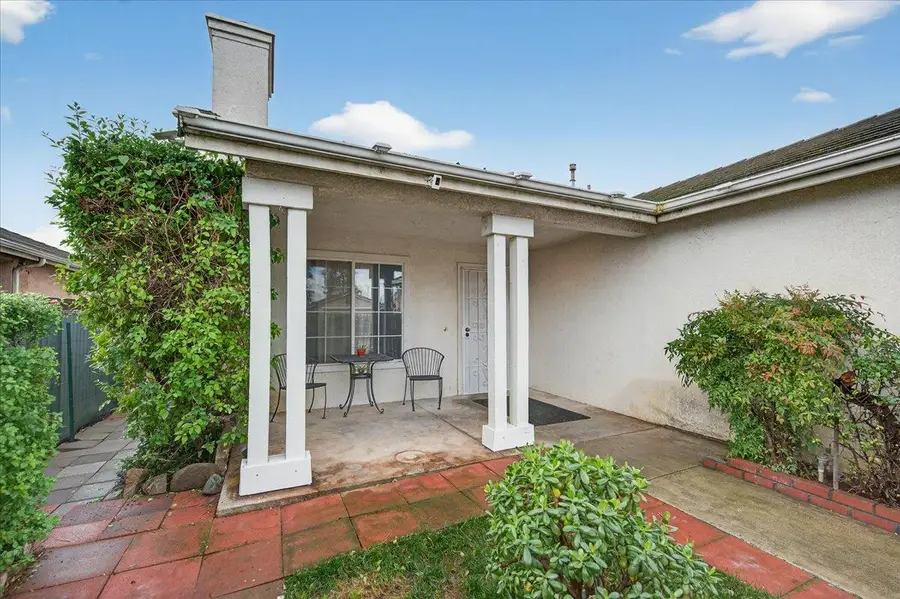 5593 W Norwich Avenue, Fresno, CA 93722 - Image #3